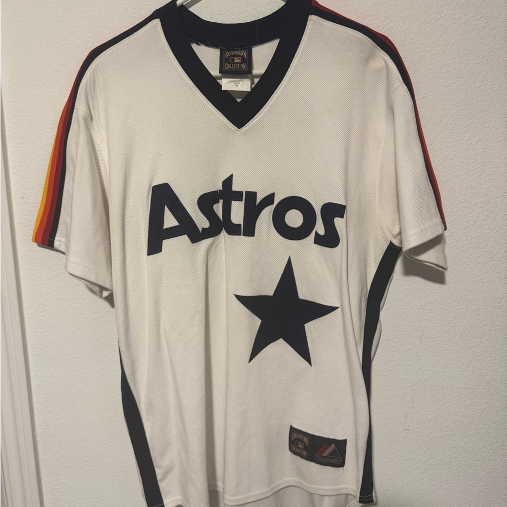 Mitchell & Ness White and Black Jersey Shirt